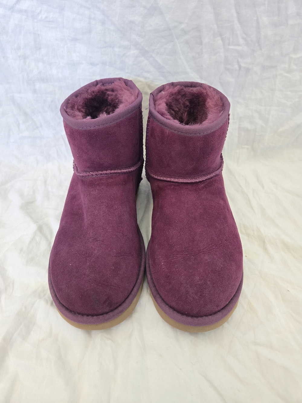 UGG Classic Purple Suede Sheepskin Lined Slip-On Ankle Bootie Round Toe US 7 - Picture 2 of 6